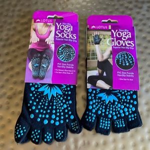 Lotus Yoga Gloves and Socks